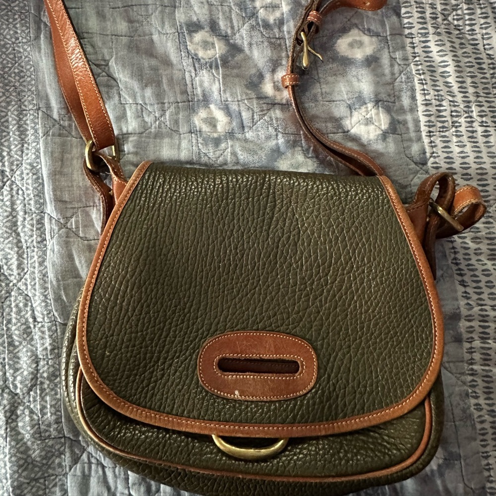 Dooney and bourke purse